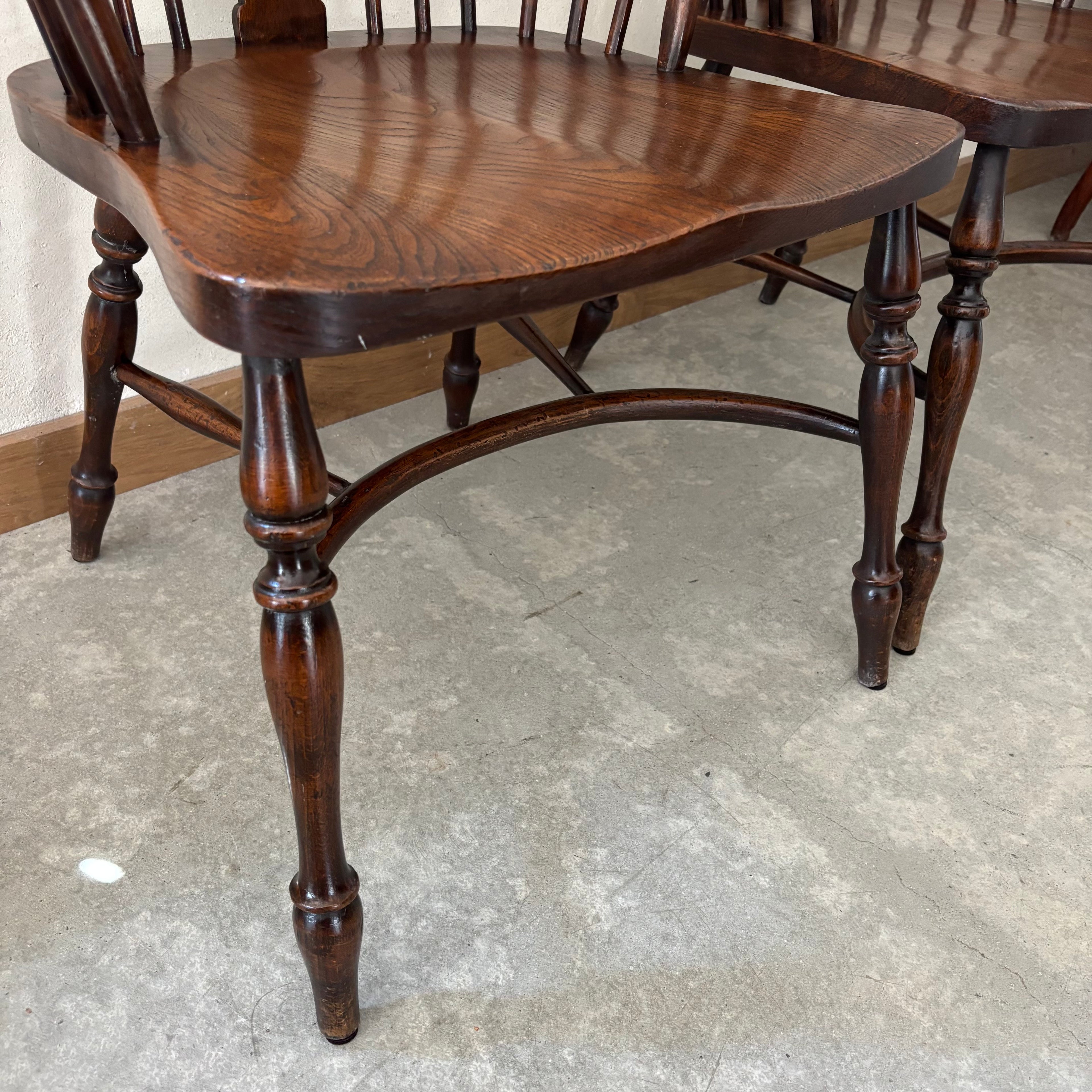 Paire de fauteuils Windsor