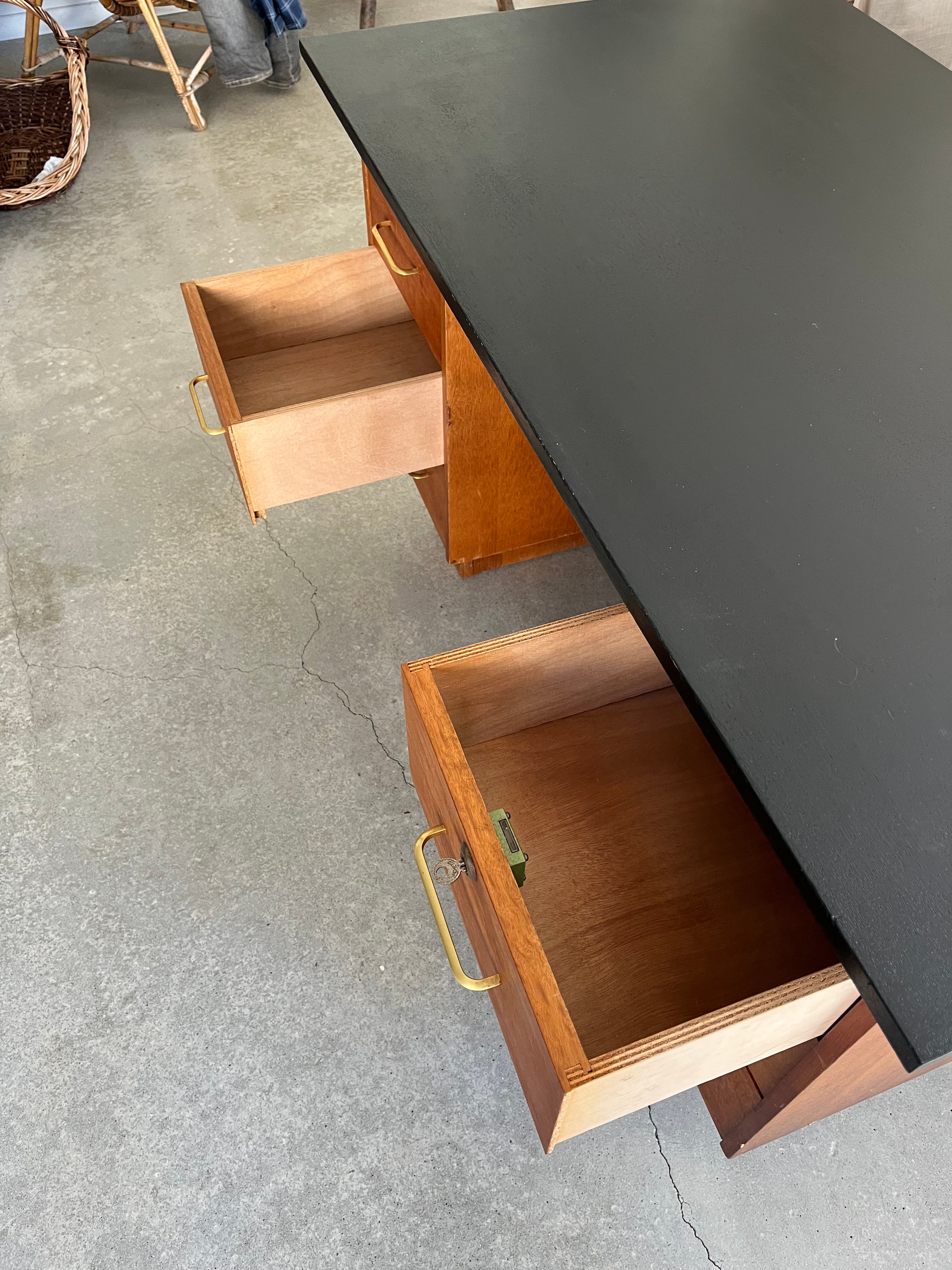 Bureau vintage