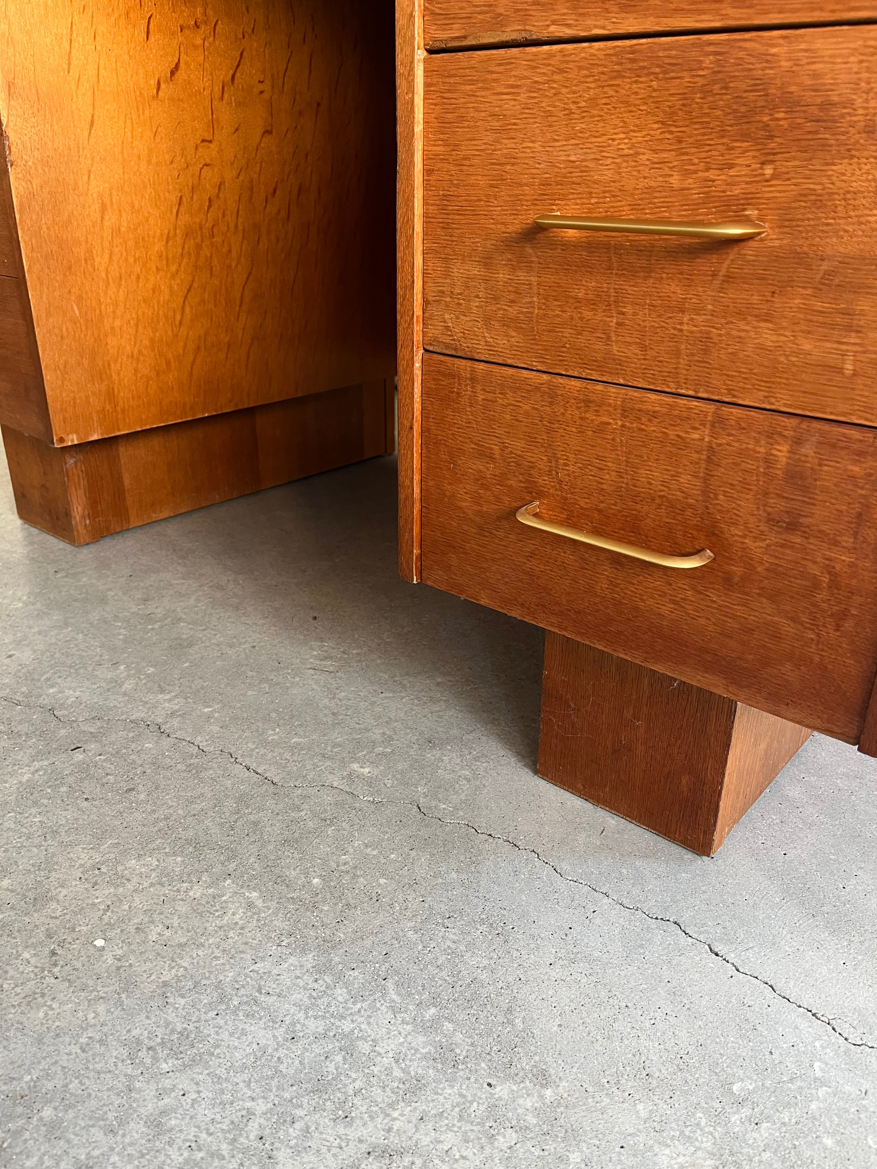 Bureau vintage