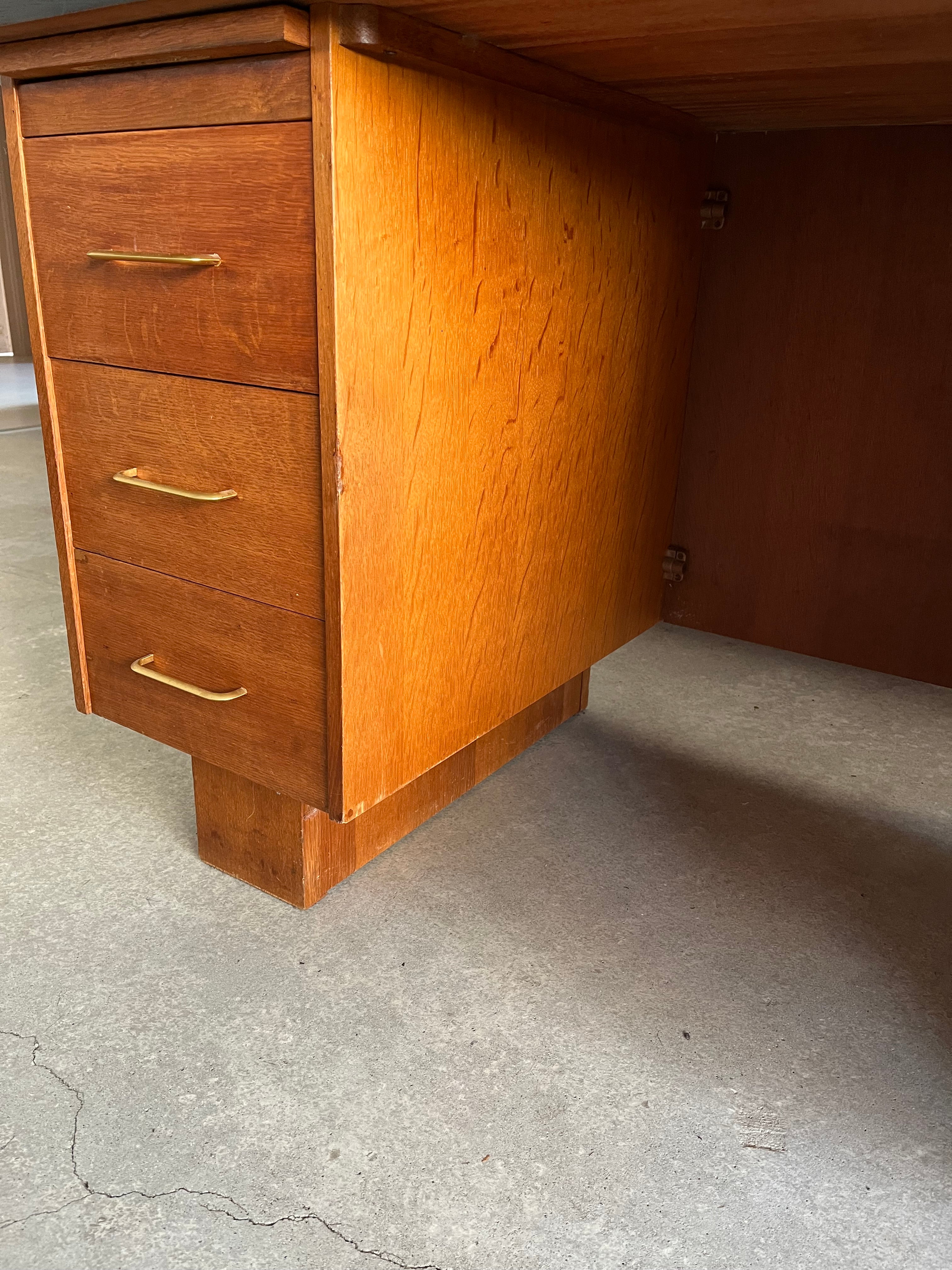 Bureau vintage