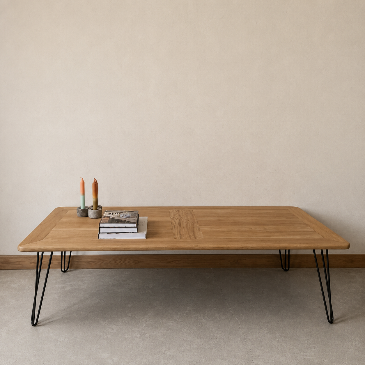 Table basse en bois , pieds métal