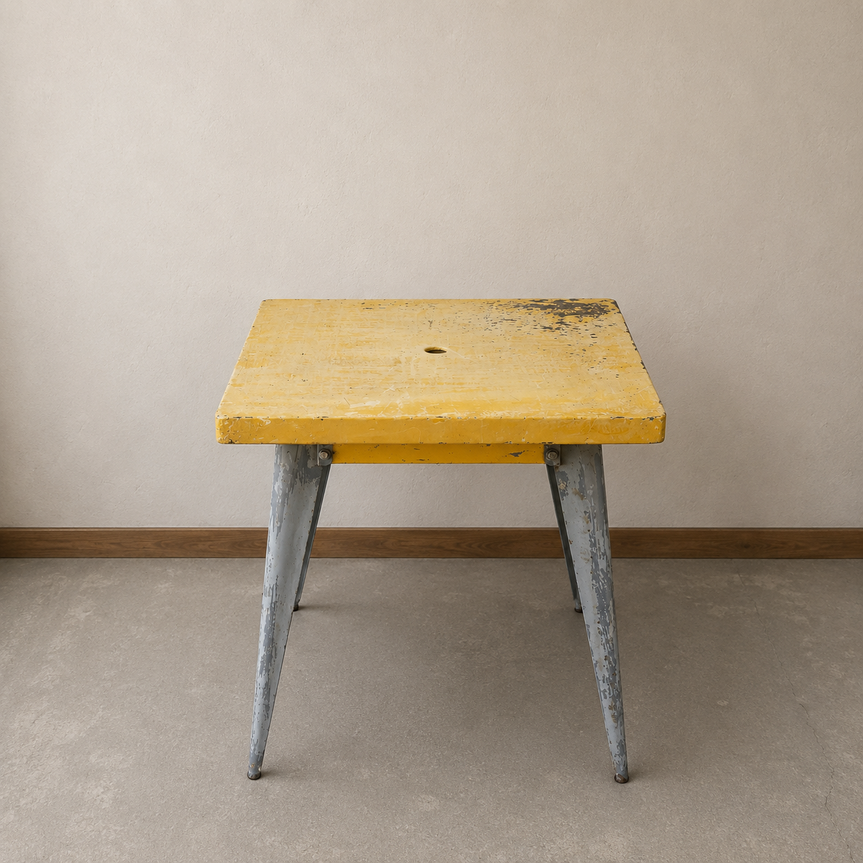 Table tolix