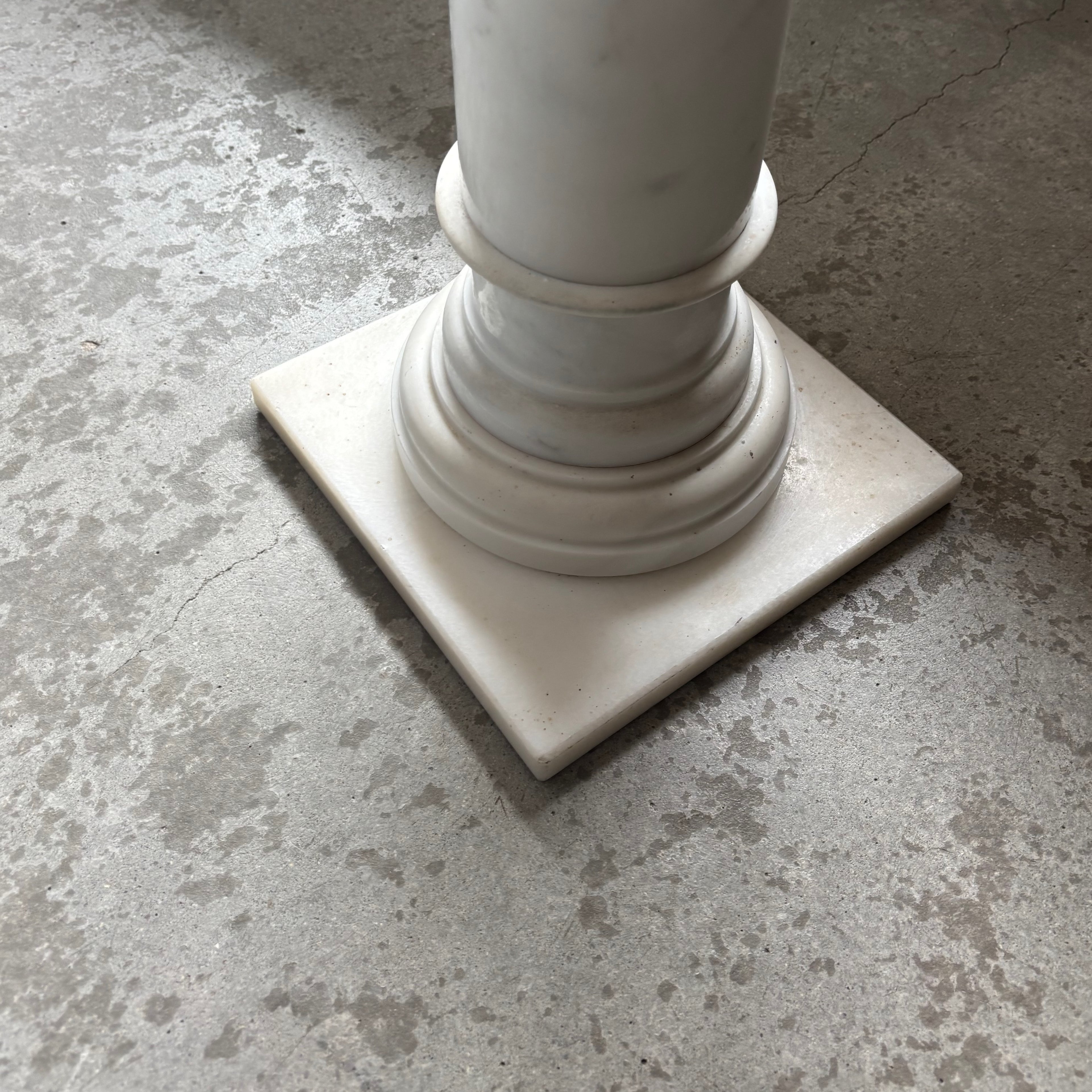 Colonne en marbre