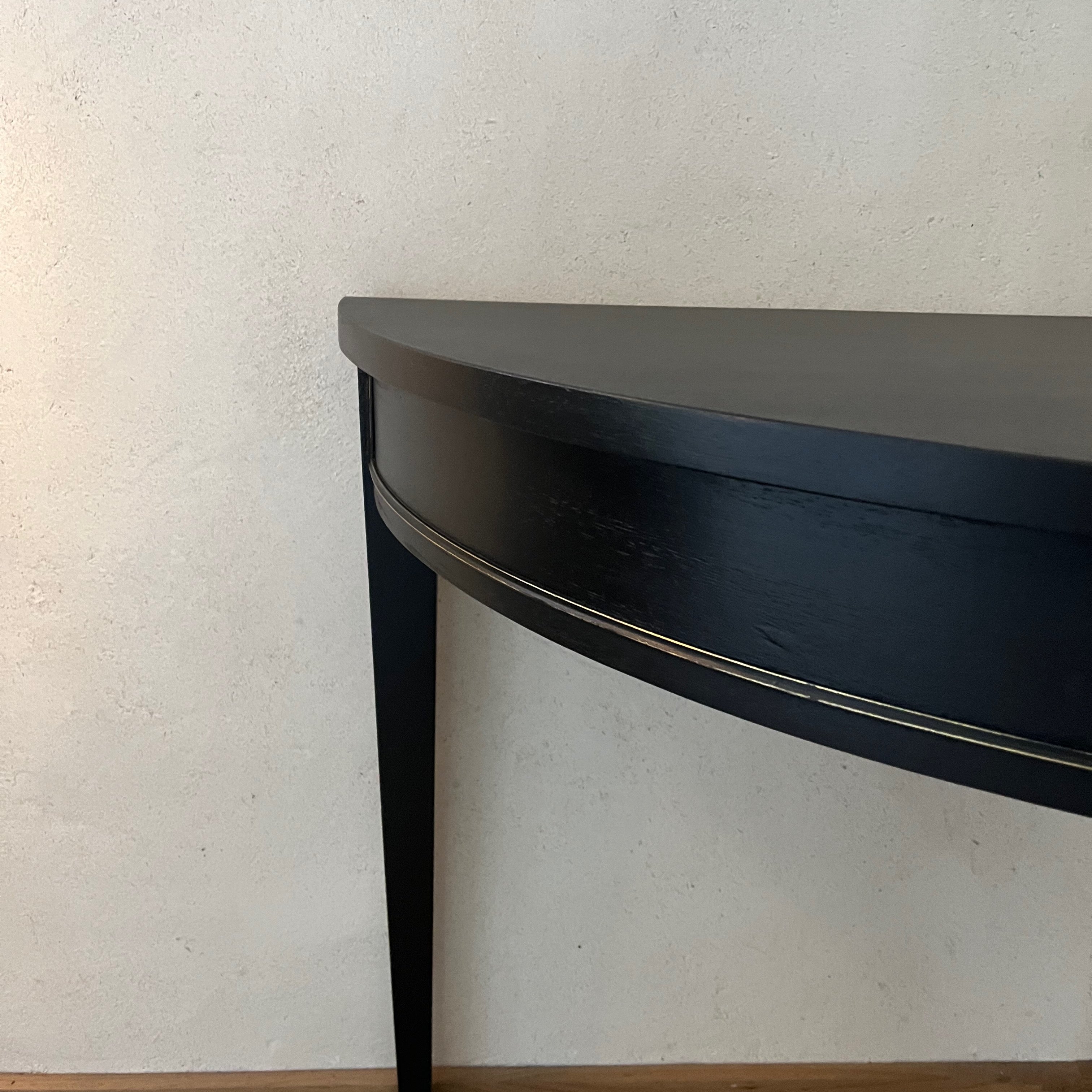 Console demi-lune