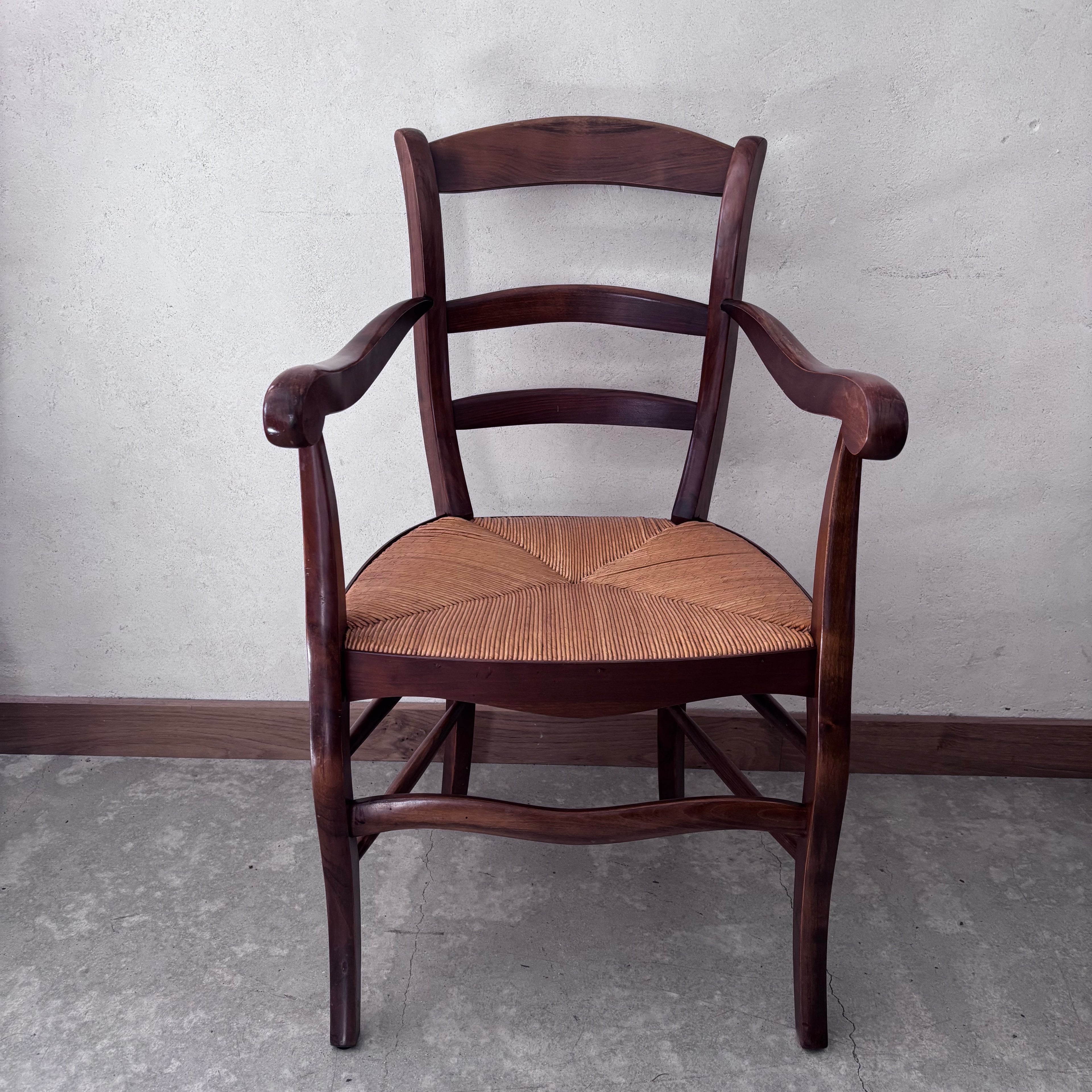 Fauteuil paillé