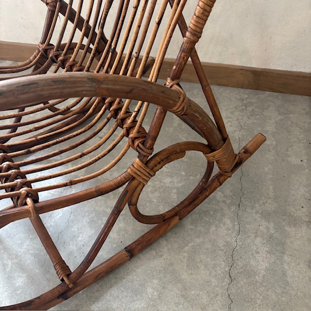 Rocking chair rotin