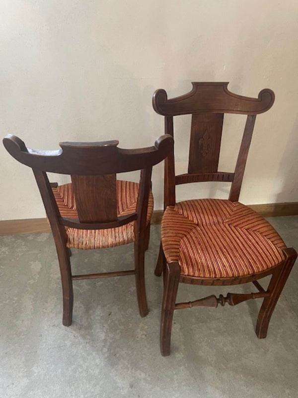 Paire de chaises paillées