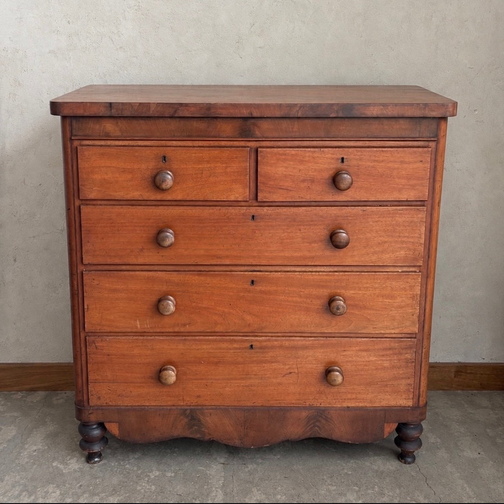Commode anglaise