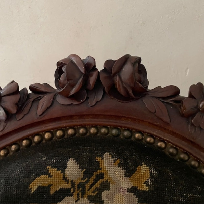 Fauteuil Louis XV avec sa tapisserie Florale