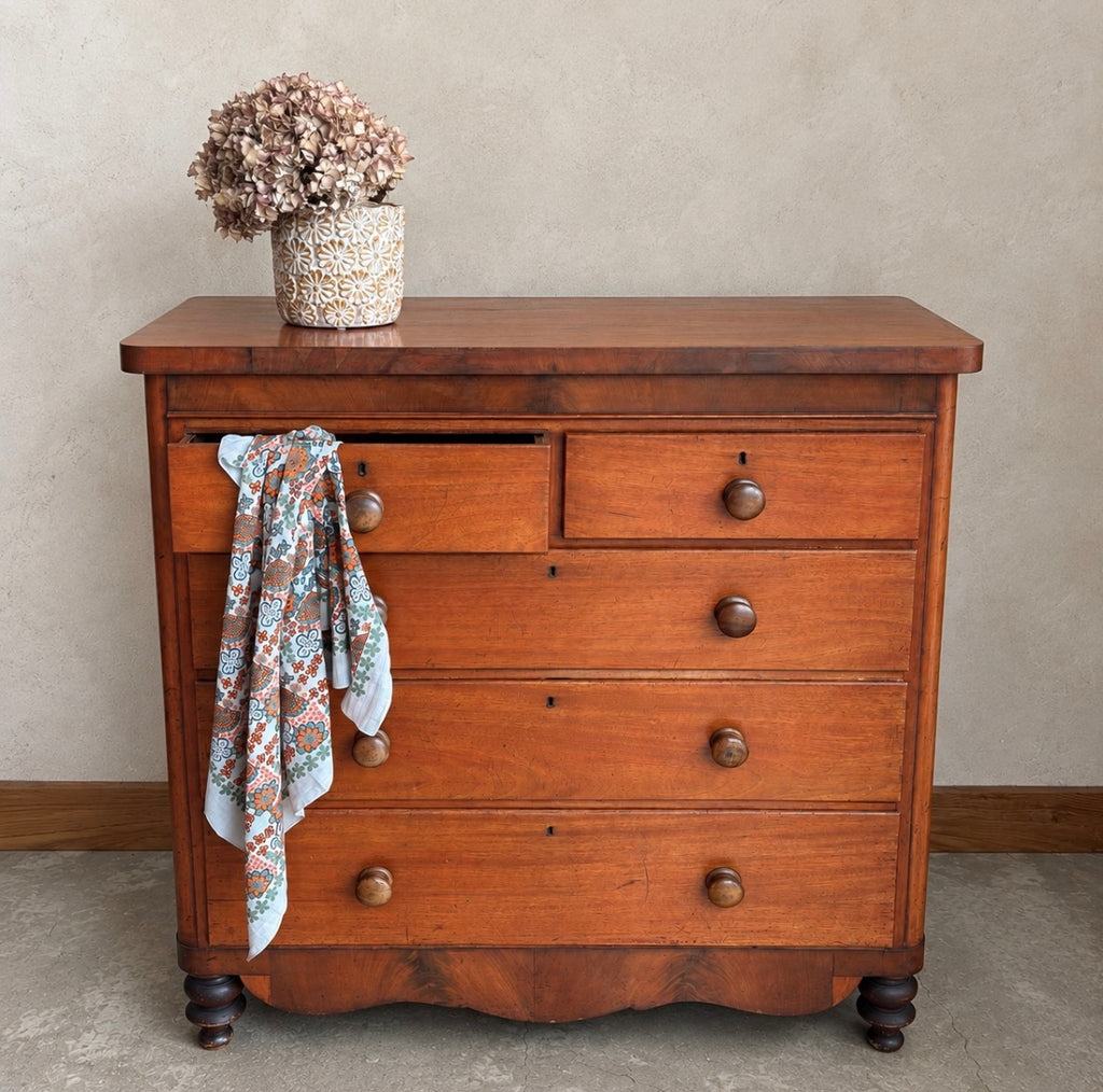 Commode anglaise
