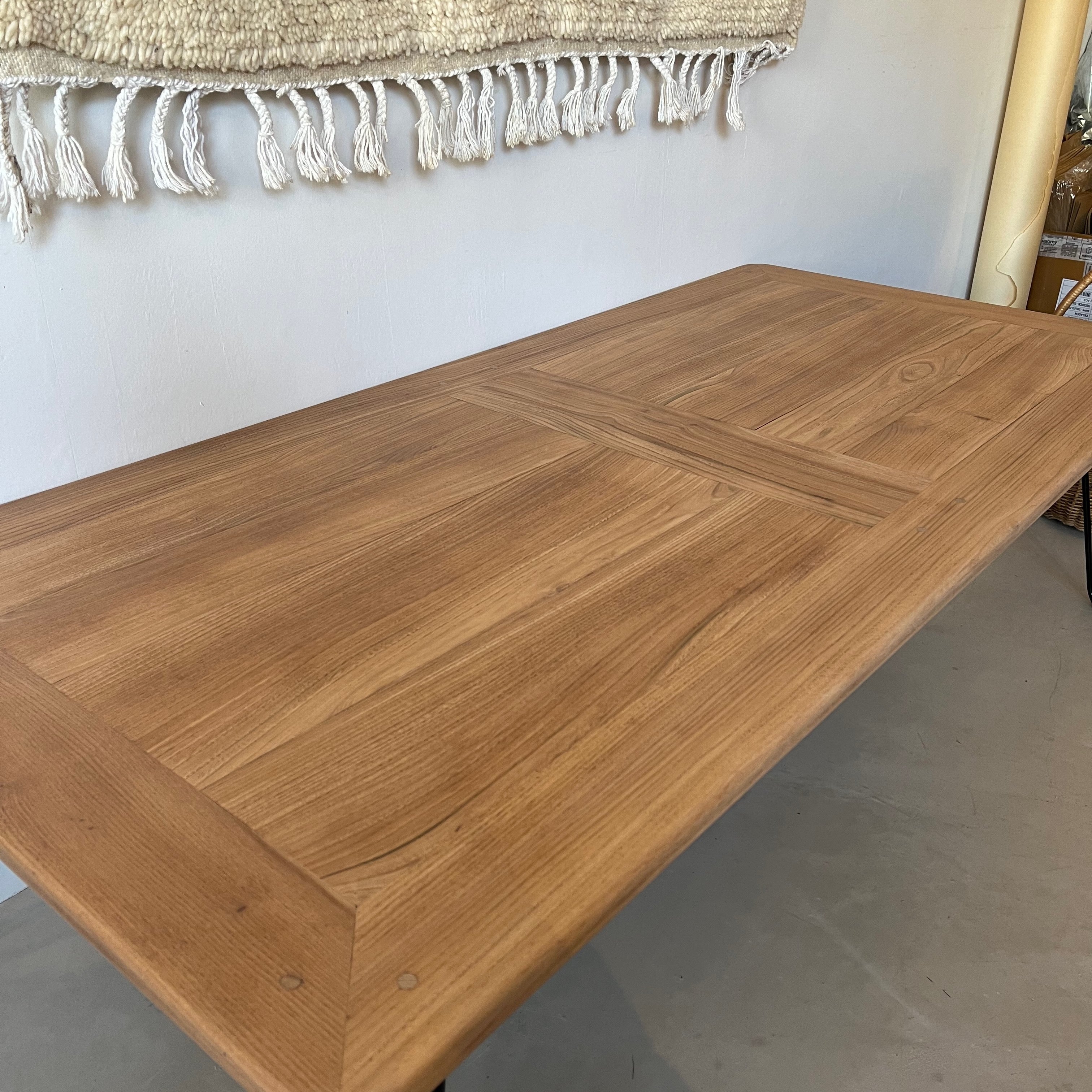 Table basse en bois , pieds métal