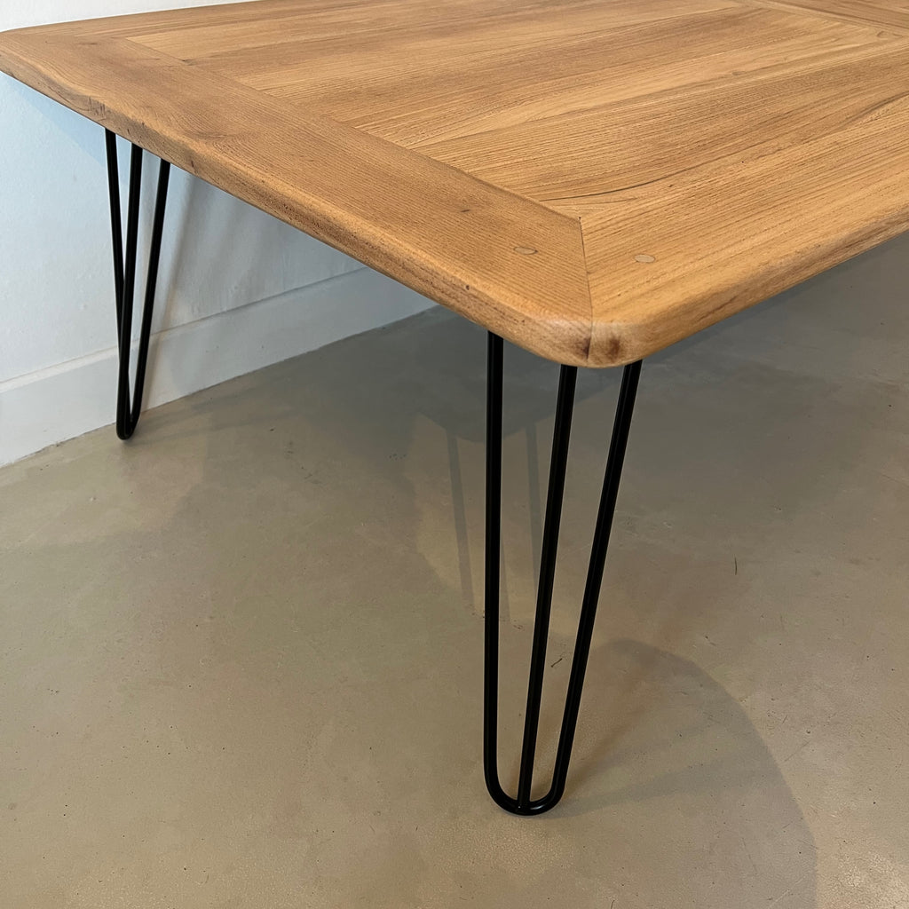 Table basse en bois , pieds métal