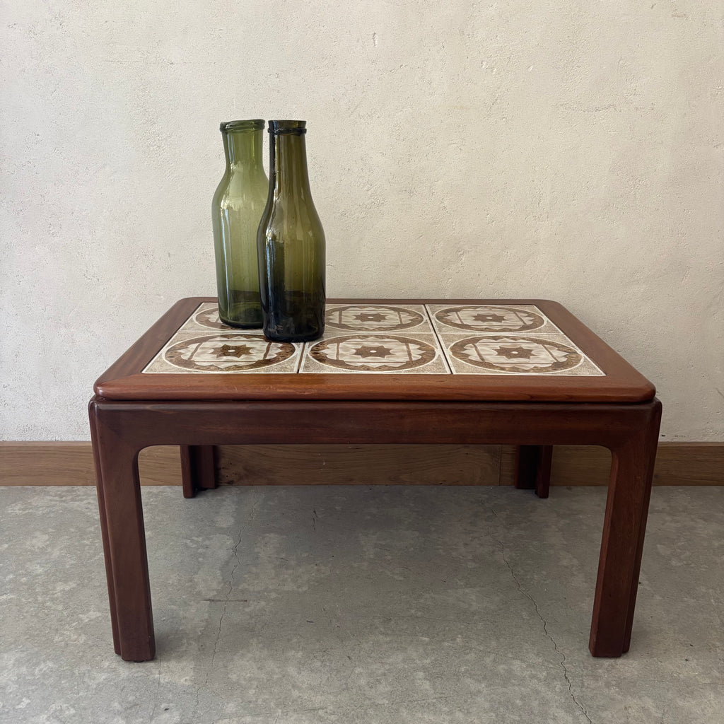 Table Basse en Teck et Carrelage