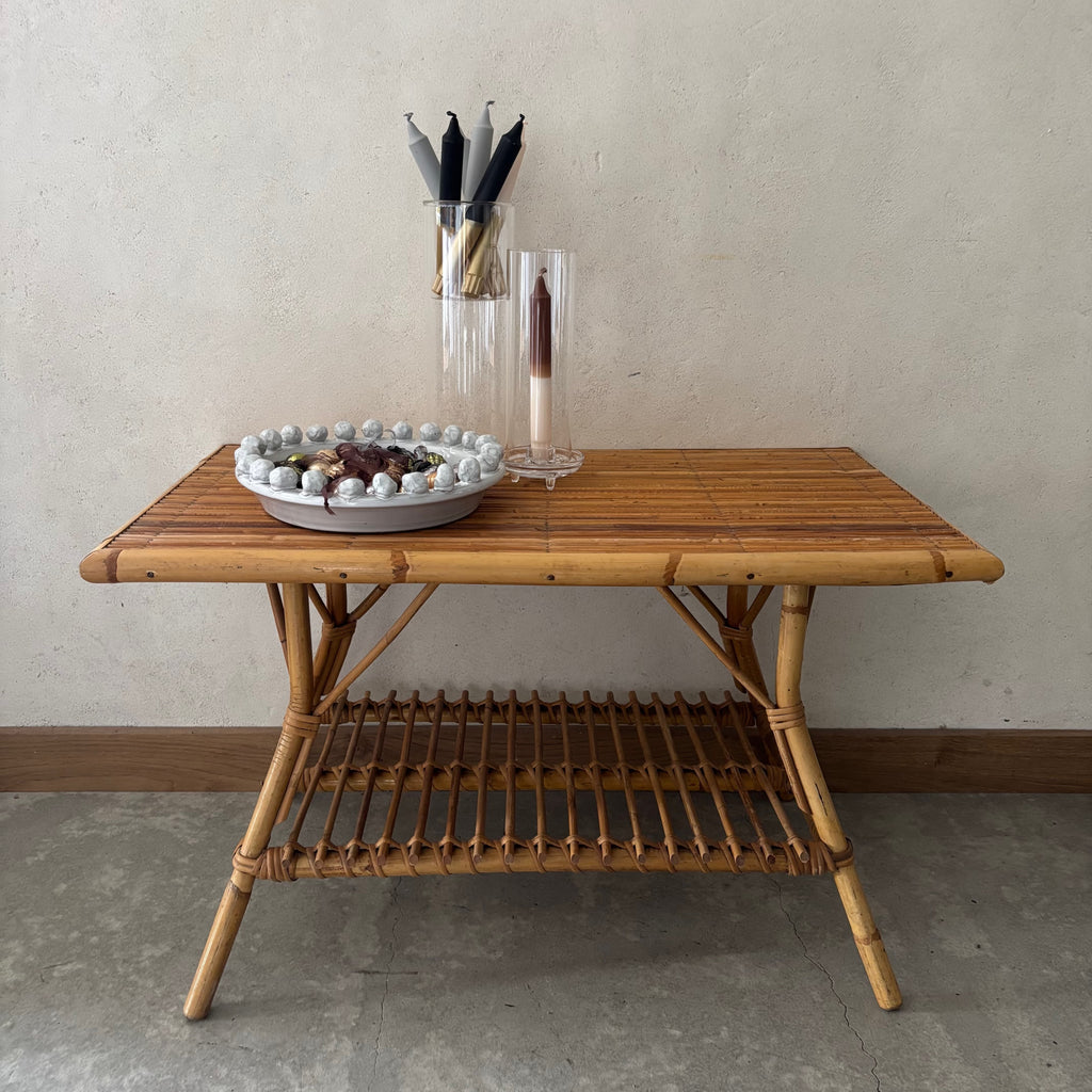 Table basse en rotin