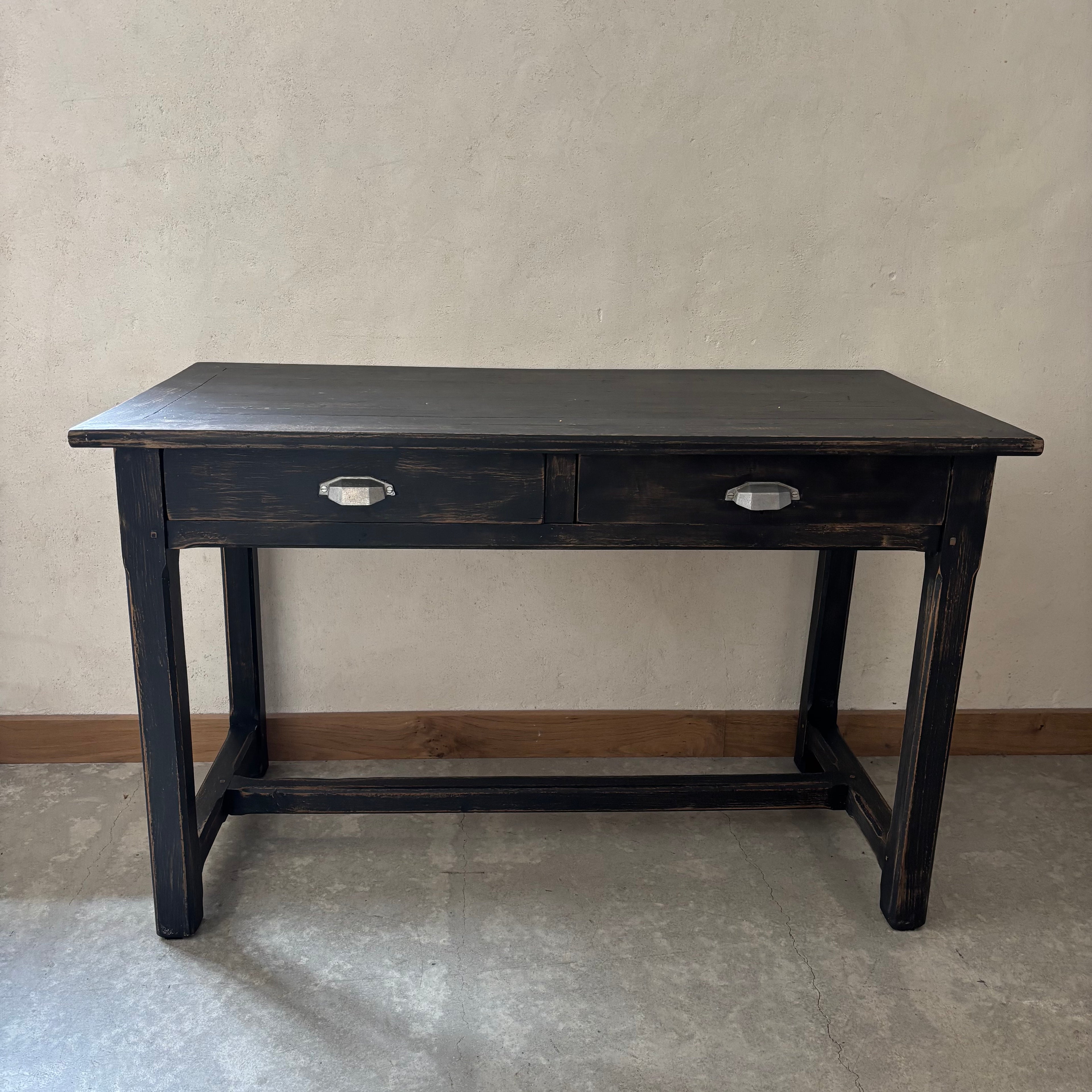 Table noire en bois 2 tiroirs