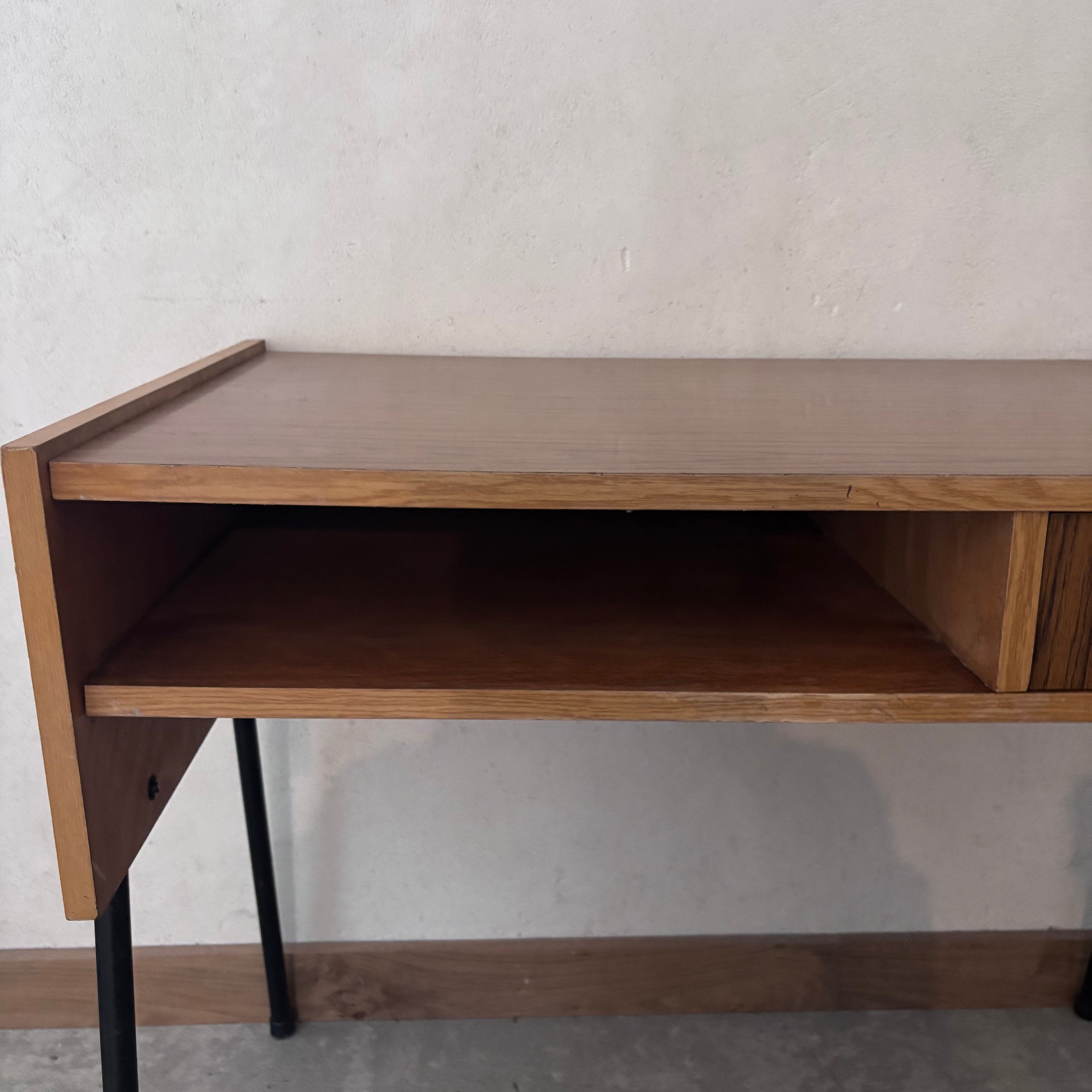 Bureau et chaise vintage
