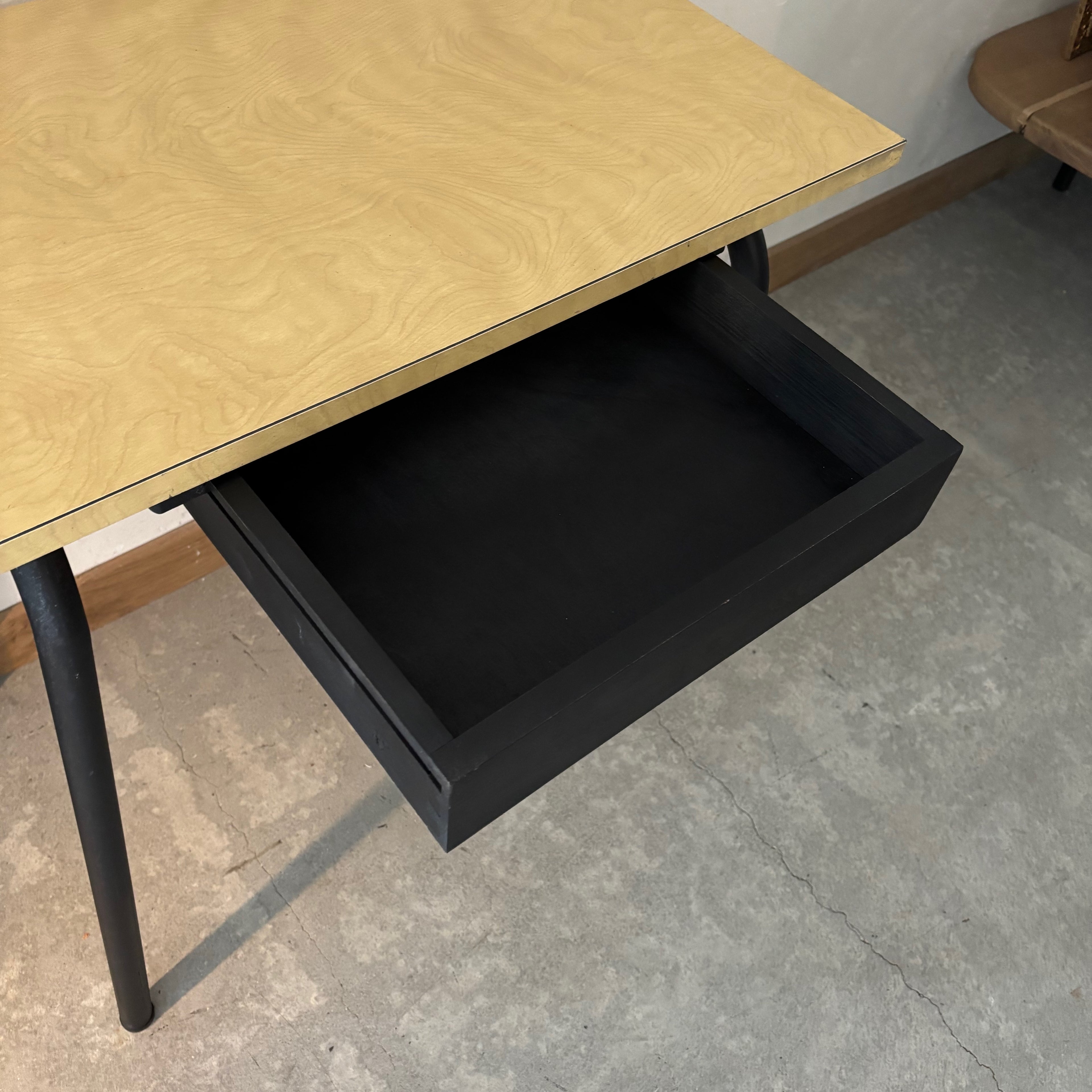 Bureau en formica