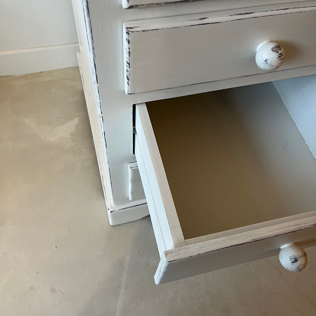 Petite commode blanche