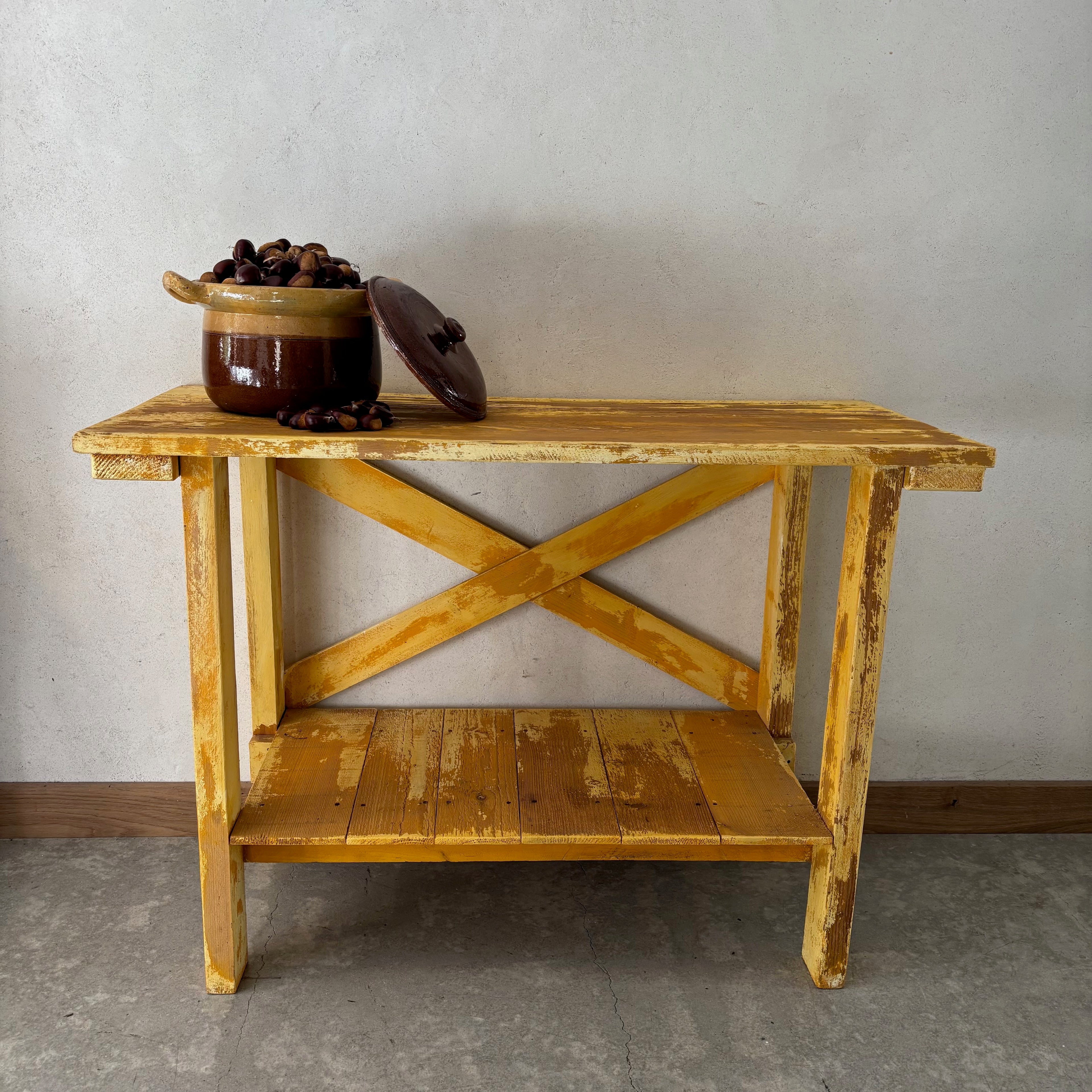 Table console