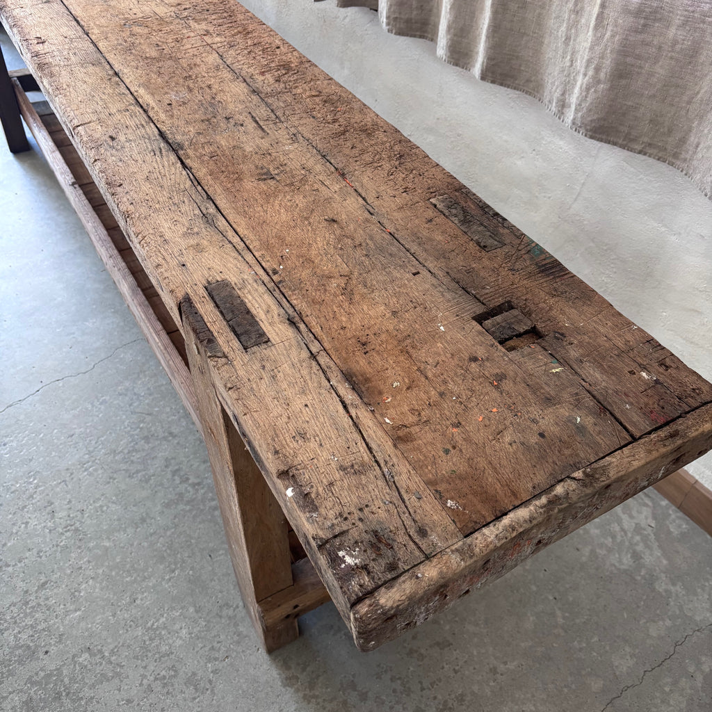 Établi en bois brut