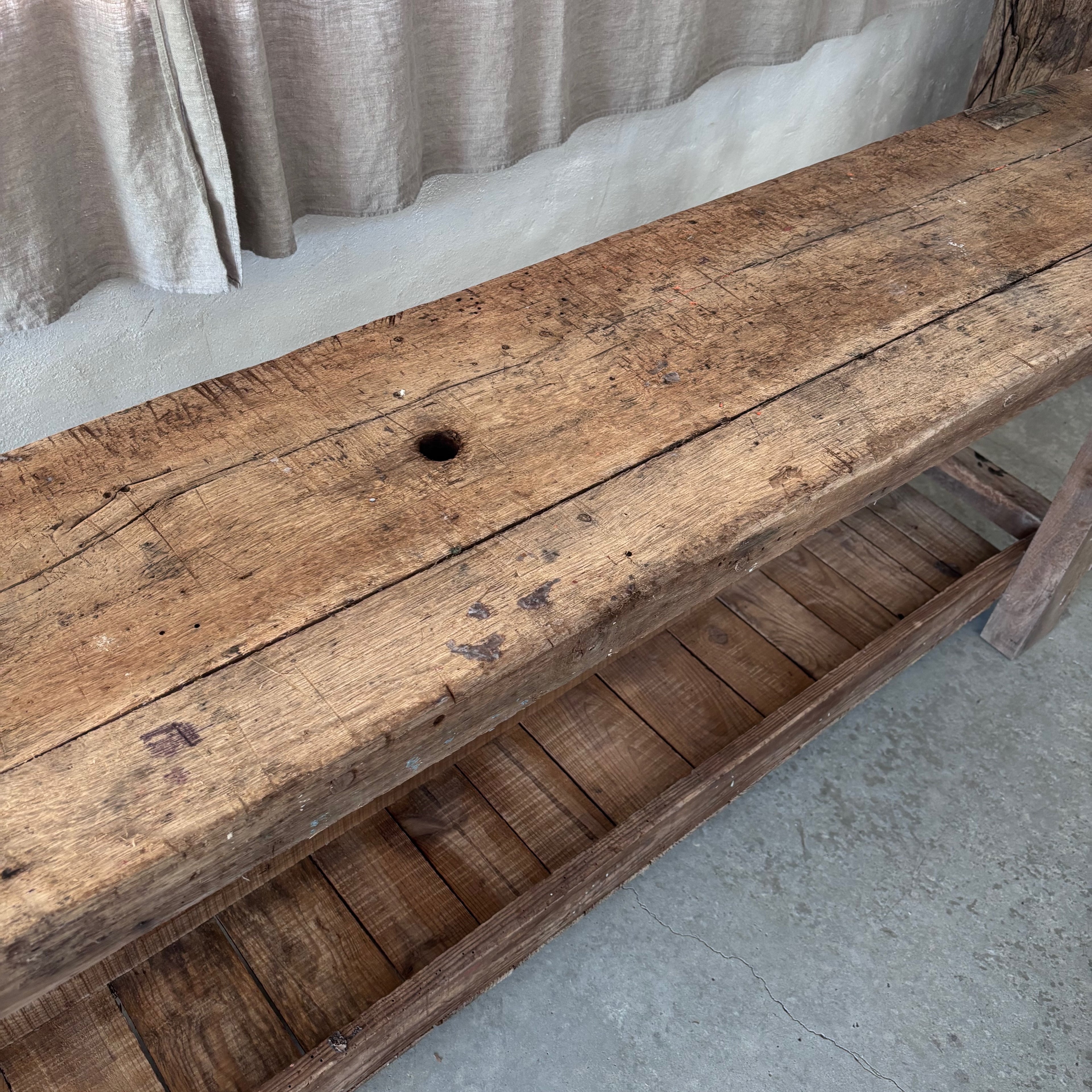 Établi en bois brut