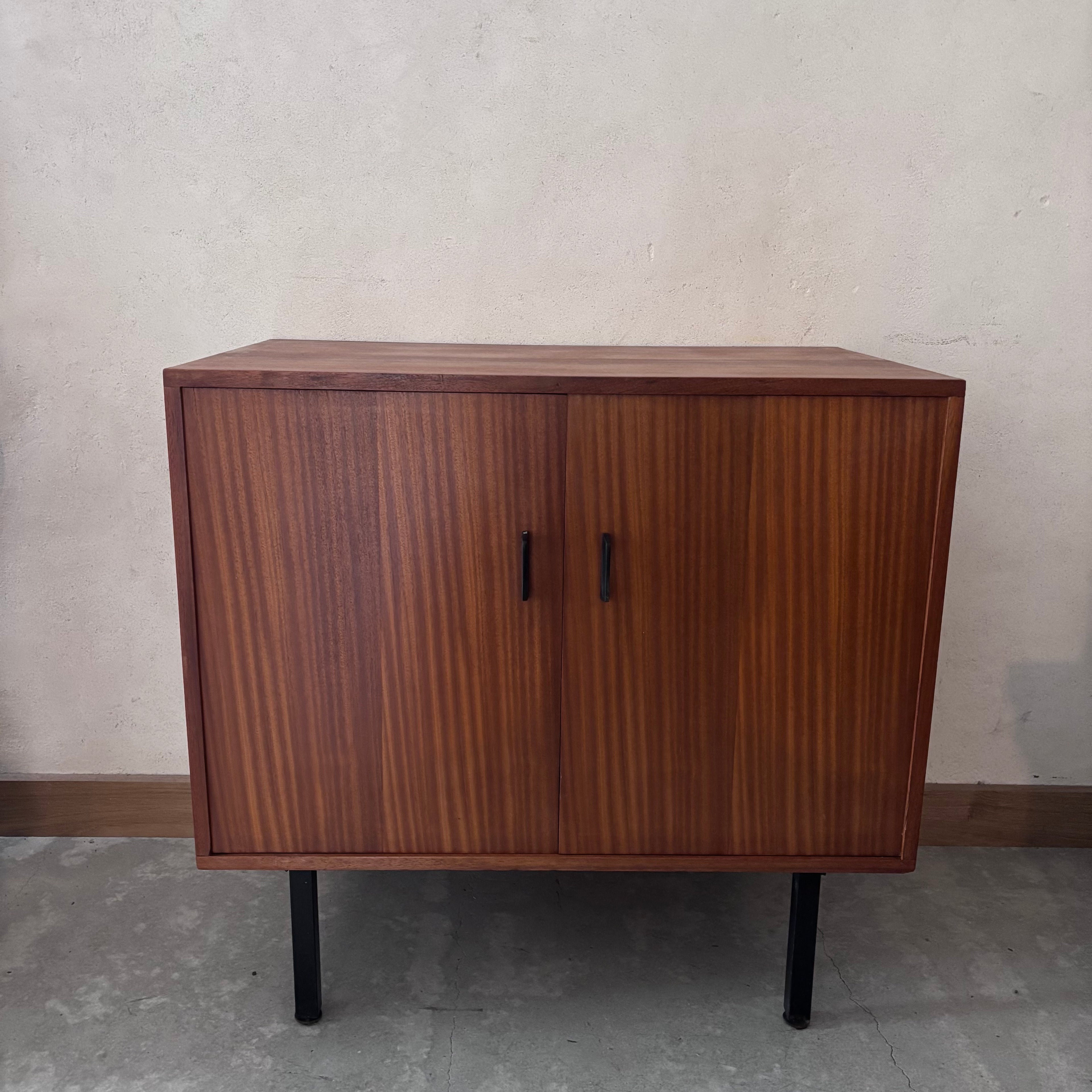 Buffet vintage