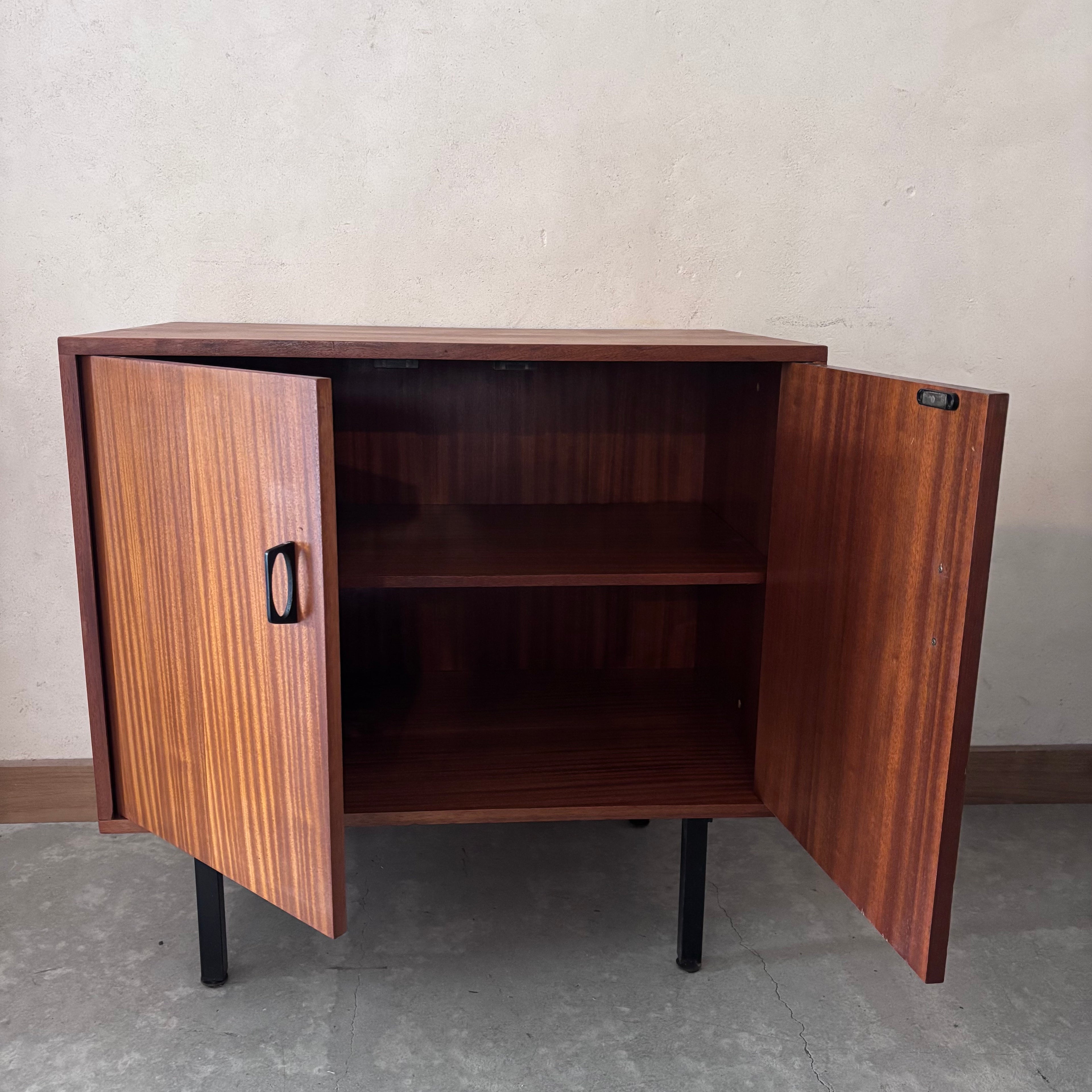 Buffet vintage