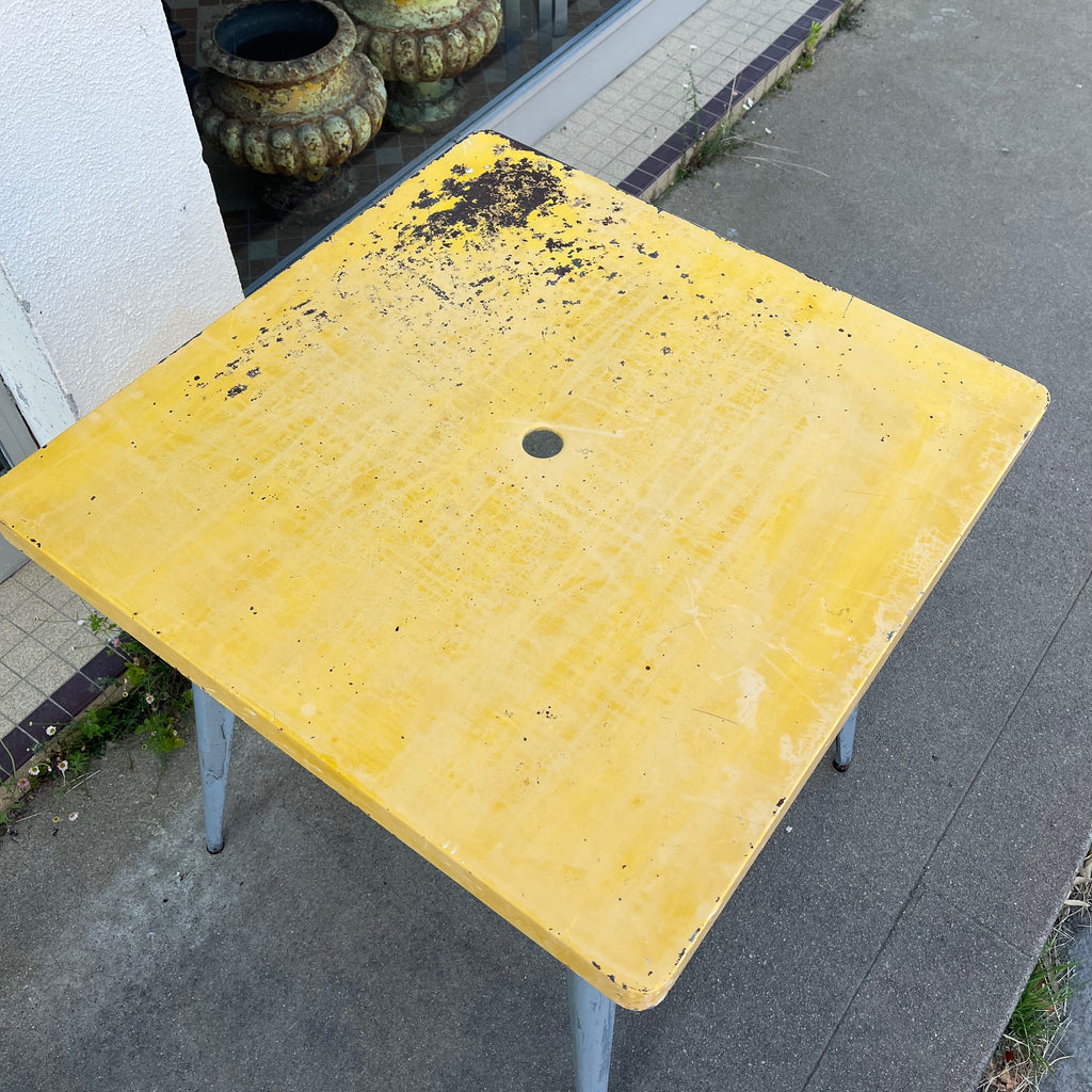 Table tolix