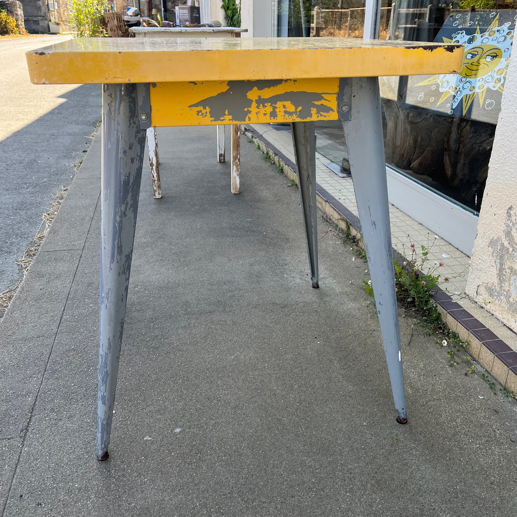Table tolix